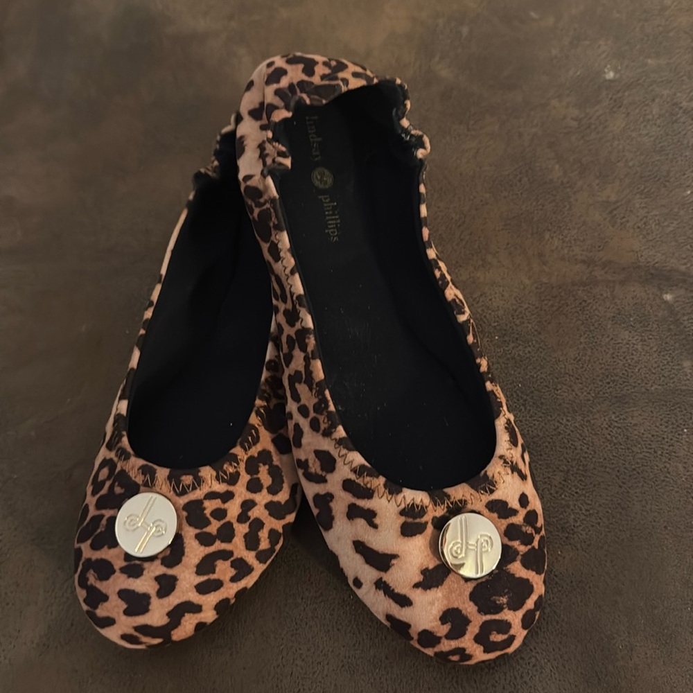lindsay phillips Leopard-Print Ballet Flats in Brown and Tan